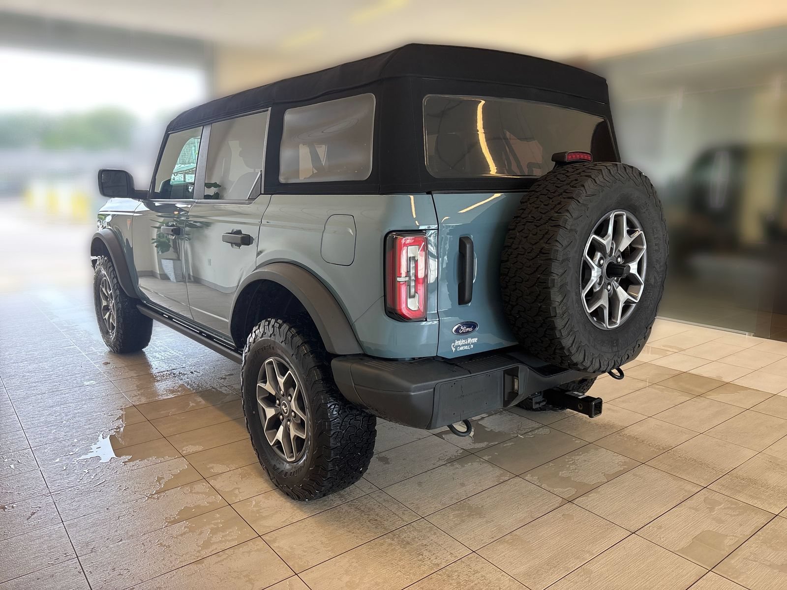 Certified 2023 Ford Bronco Badlands AWD/4WD image 2