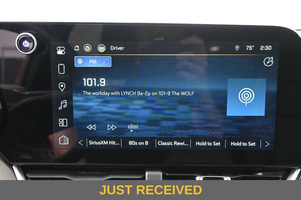 Used 2025 Chevrolet Equinox LT w/ Convenience Package II FWD image 11