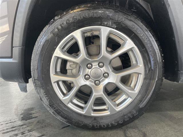 Used 2022 Jeep Compass Latitude AWD/4WD image 10