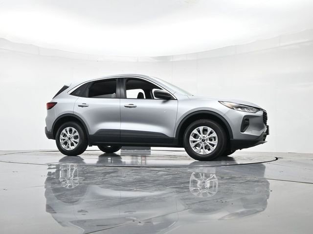 Certified 2024 Ford Escape Active image 32