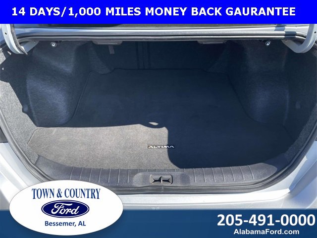 Used 2024 Nissan Altima 2.5 SV image 11