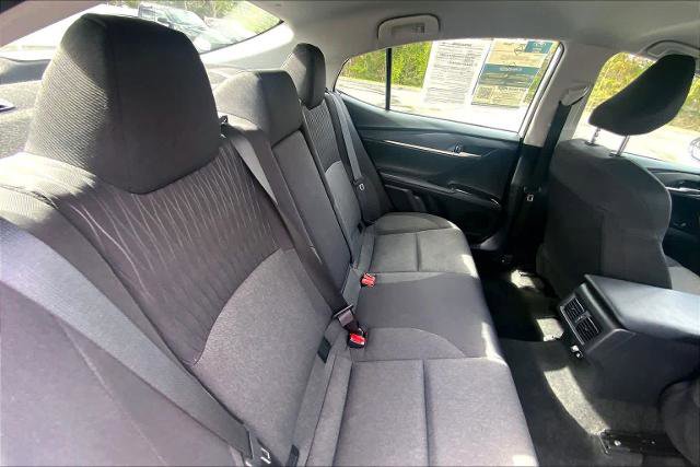 Used 2025 Toyota Camry LE FWD image 20