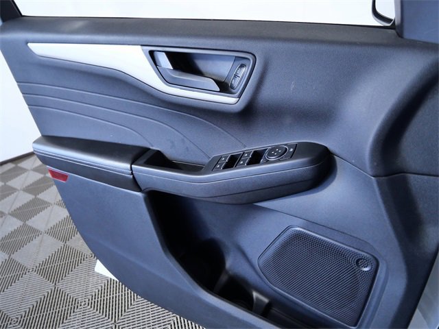 Certified 2022 Ford Escape SE w/ Convenience Package image 25