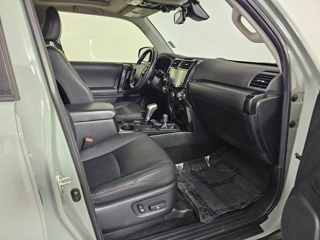 Used 2023 Toyota 4Runner TRD Off-Road Premium w/ Off Road Premium Plus Package AWD/4WD image 12