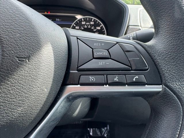 Used 2025 Nissan Altima 2.5 SV FWD image 20