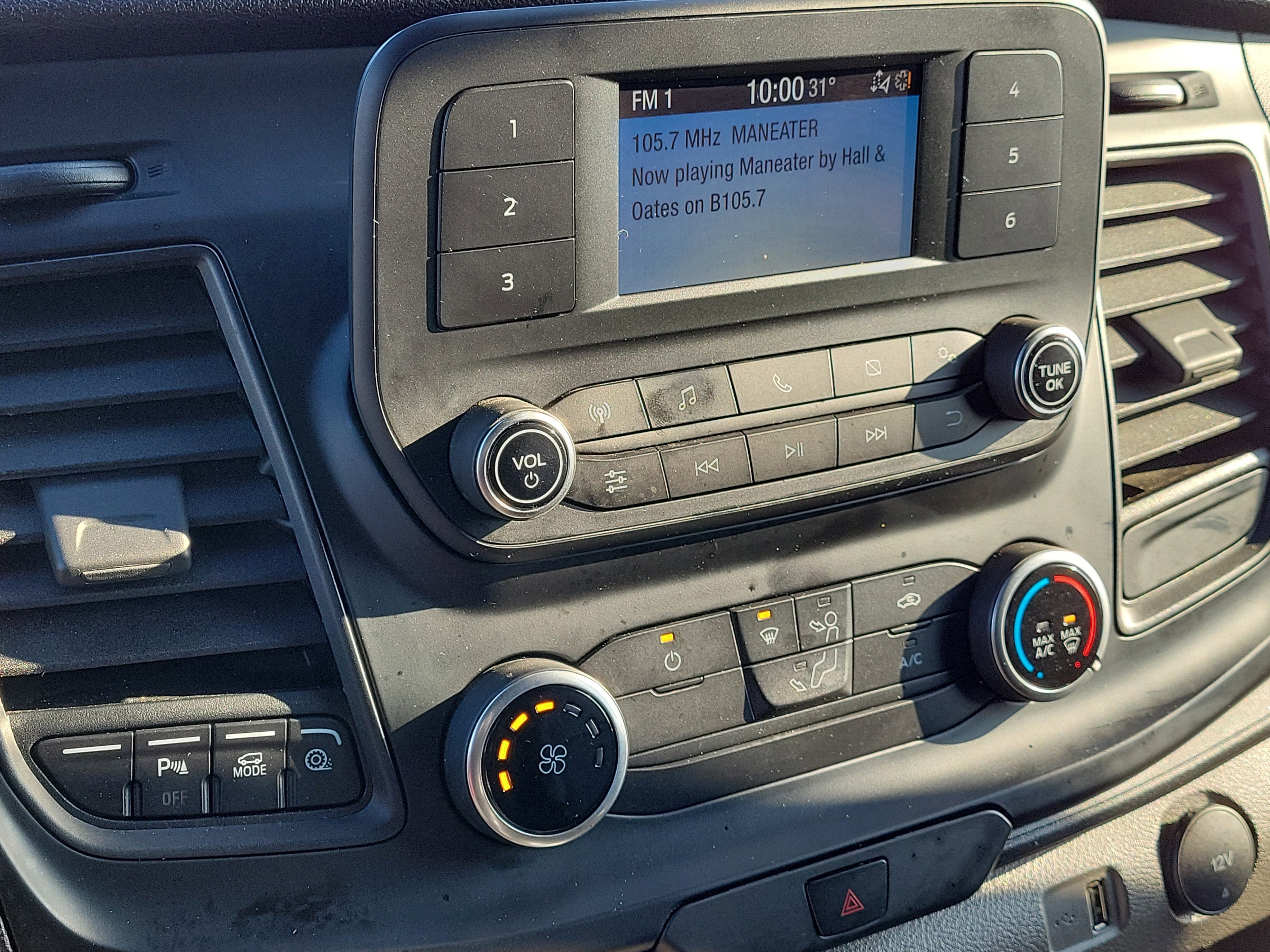 Certified 2023 Ford Transit 250 Medium Roof w/ Load Area Protection Package image 27