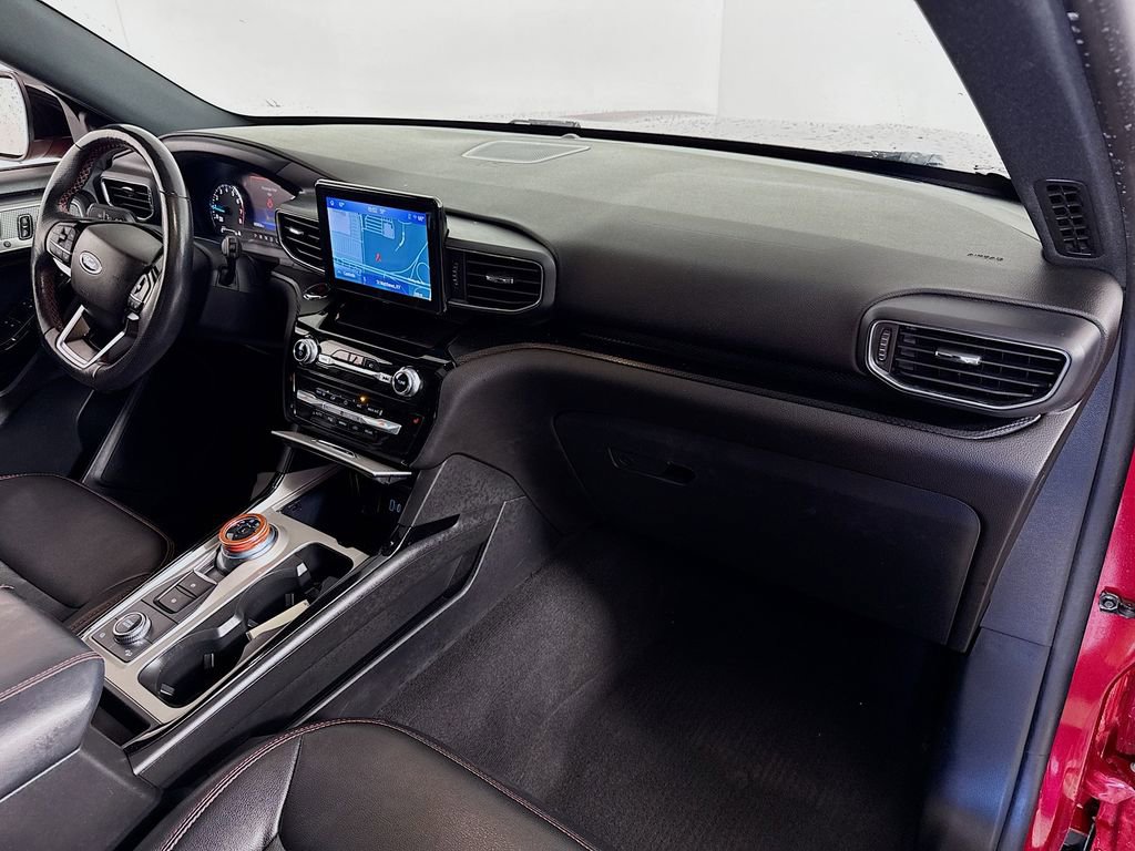 Certified 2022 Ford Explorer ST-Line w/ Class IV Trailer Tow Package image 33