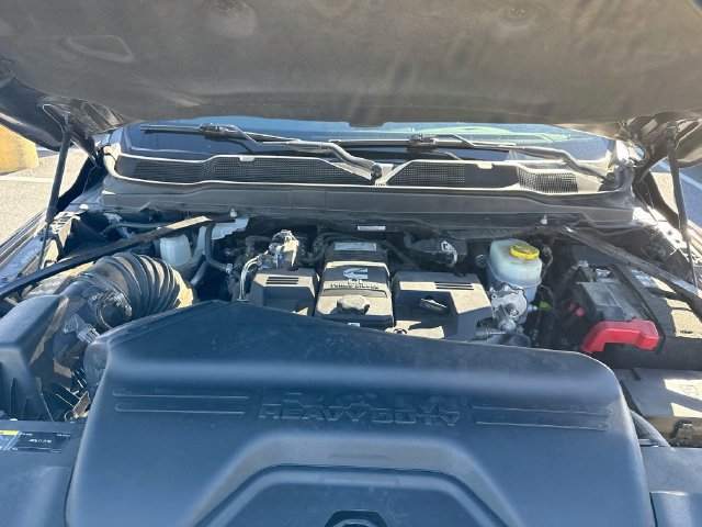 Used 2022 RAM 2500 Laramie AWD/4WD image 38