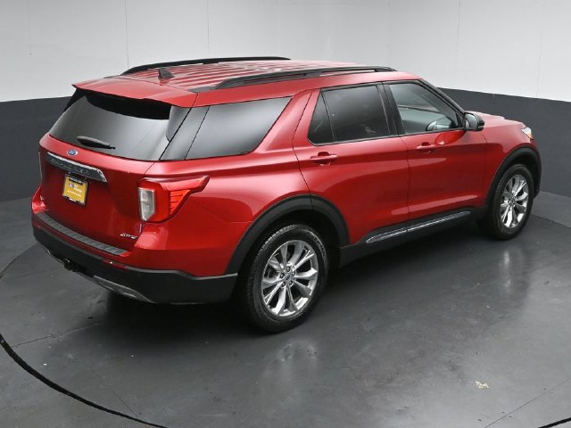 Certified 2024 Ford Explorer XLT w/ Equipment Group 202A AWD/4WD image 51