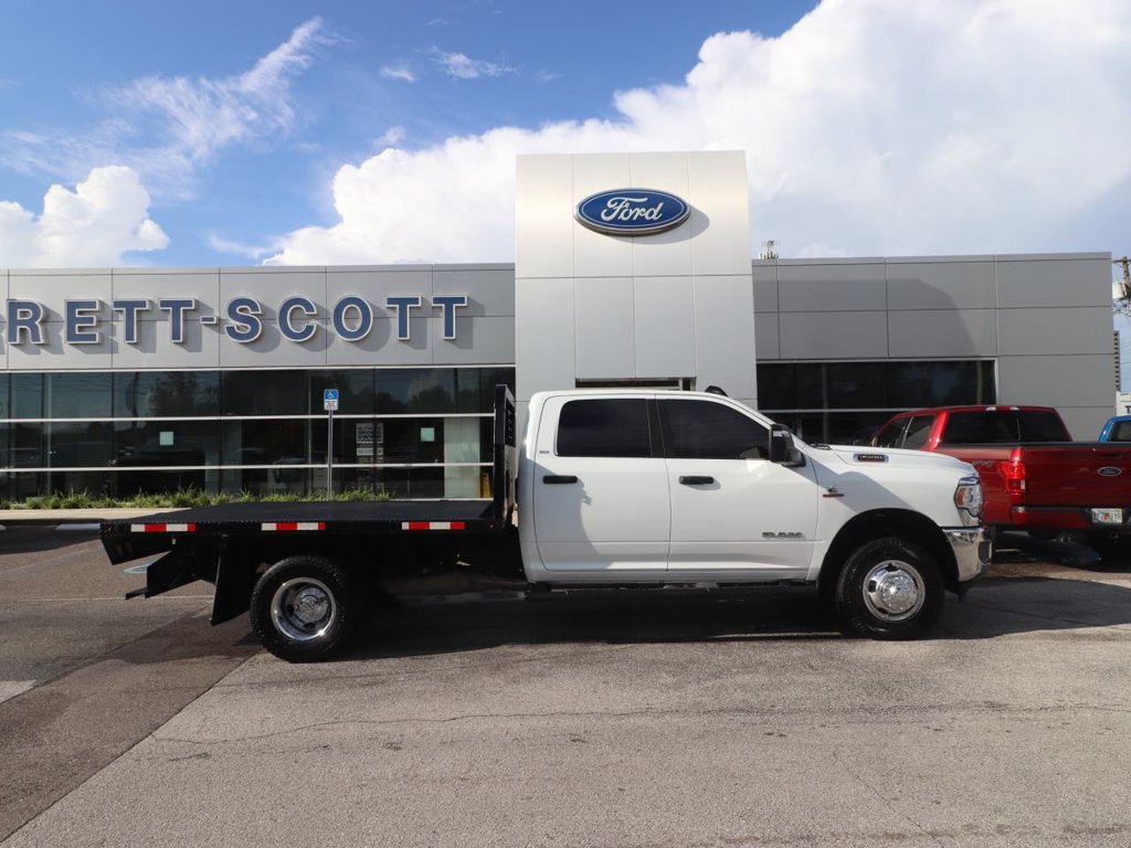 Used 2024 RAM 3500 SLT w/ Quick Order Package 2YG SLT AWD/4WD image 16