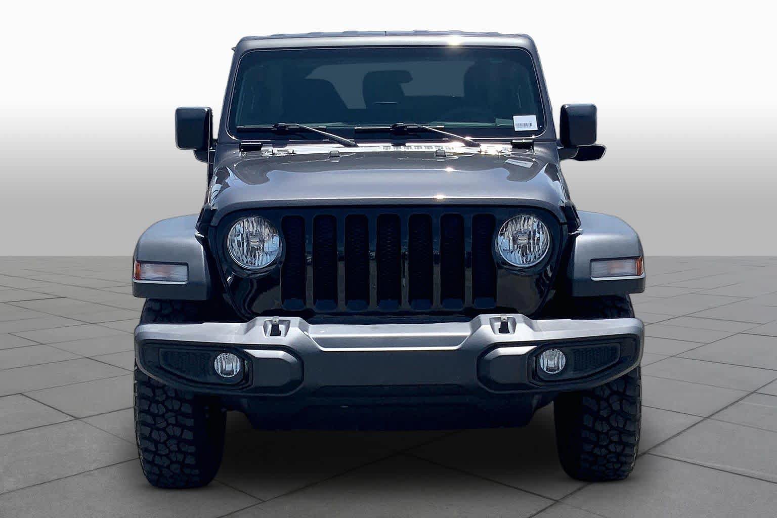 Used 2022 Jeep Wrangler Sport AWD/4WD image 4