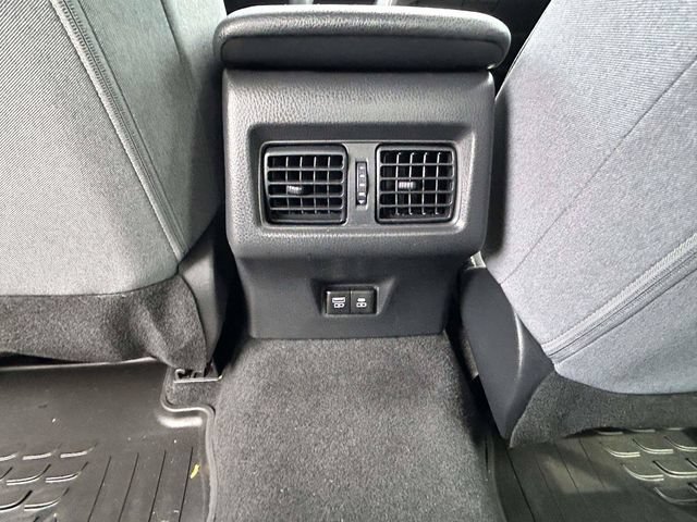 Used 2025 Toyota Camry LE FWD image 13