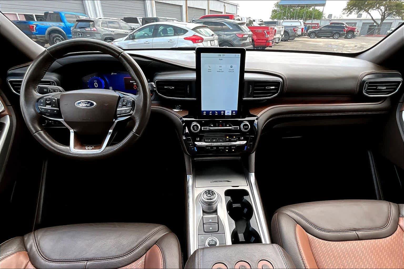 Certified 2021 Ford Explorer King Ranch w/ Premium Technology Package AWD/4WD image 16