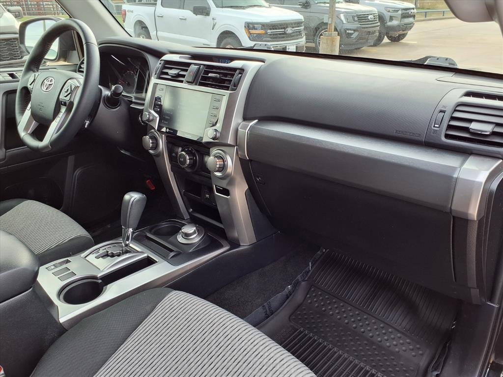 Used 2022 Toyota 4Runner SR5 image 28
