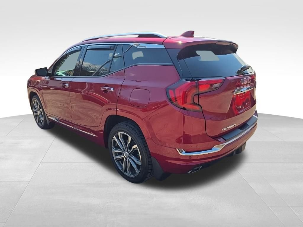Used 2020 GMC Terrain Denali w/ Denali Premium Package image 8