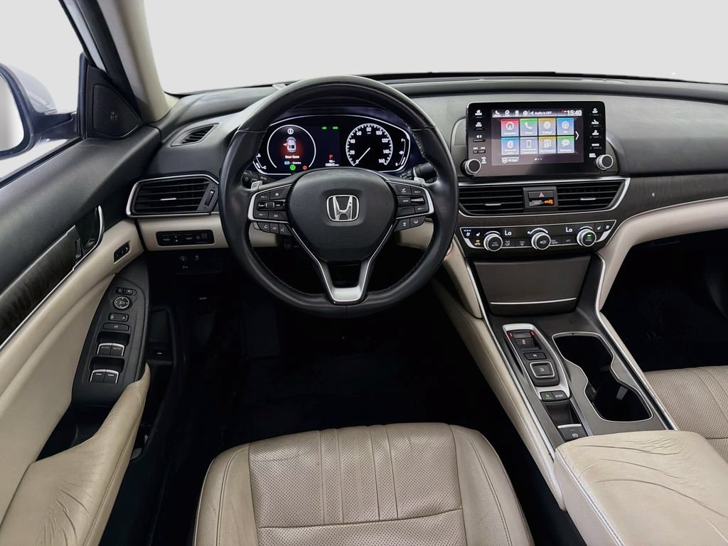 Used 2018 Honda Accord Touring image 25
