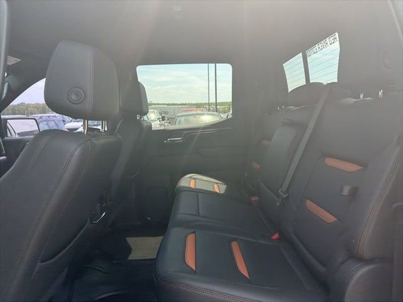 Used 2022 GMC Sierra 1500 AT4 w/ Sierra Safety Plus Package AWD/4WD image 13