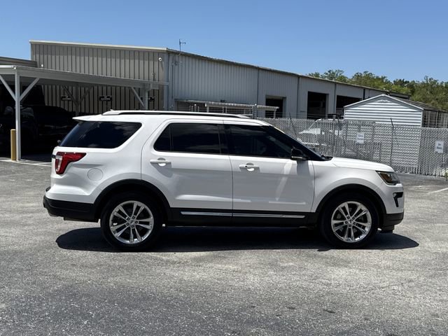 Certified 2018 Ford Explorer XLT w/ Equipment Group 202A FWD image 6