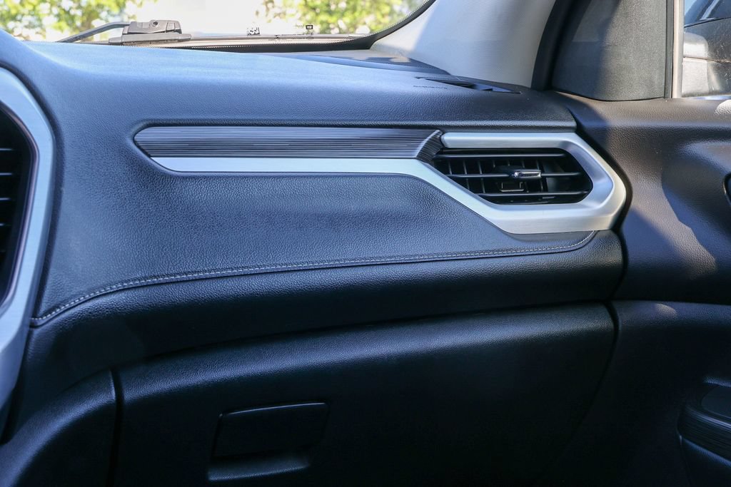 Used 2019 GMC Acadia SLT AWD/4WD image 14