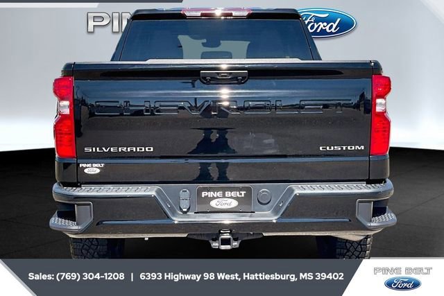 Used 2023 Chevrolet Silverado 1500 Custom Trail Boss image 3