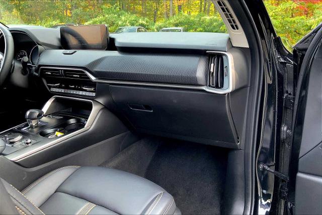Used 2025 MAZDA CX-90 3.3 Turbo w/ Select Package image 18