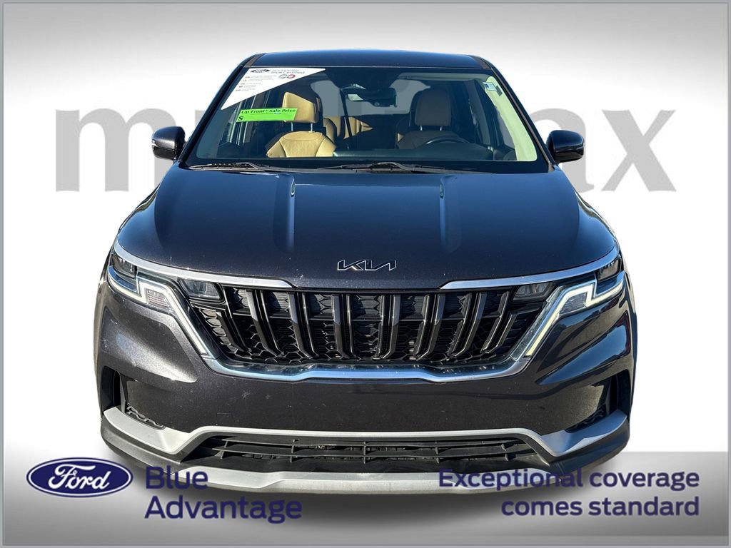 Used 2022 Kia Carnival LX image 12