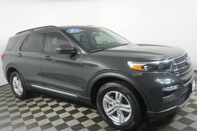 Certified 2024 Ford Explorer XLT w/ Equipment Group 202A