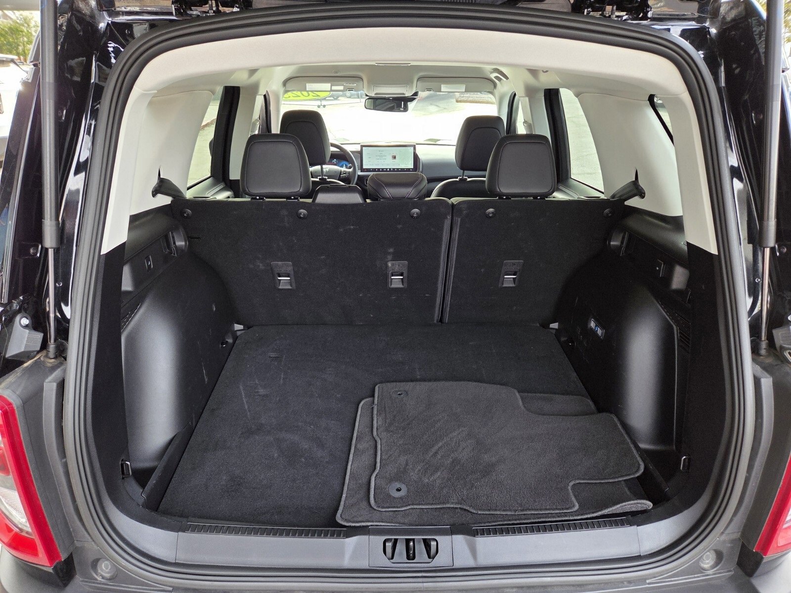 Certified 2025 Ford Bronco Sport Outer Banks w/ Outer Banks Tech Package+ image 13