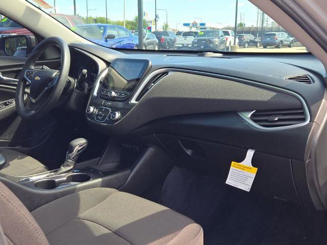 Used 2022 Chevrolet Malibu LS image 8