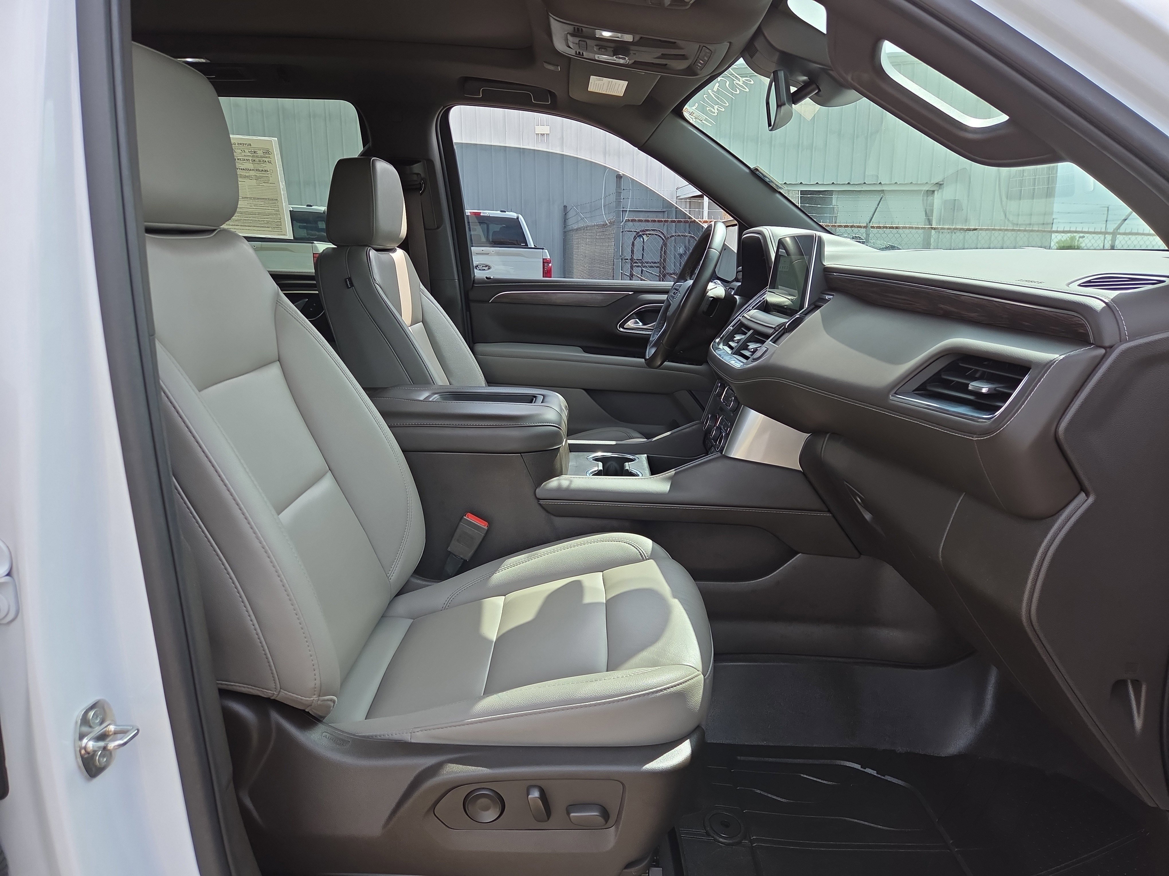 Used 2023 Chevrolet Tahoe Z71 image 17