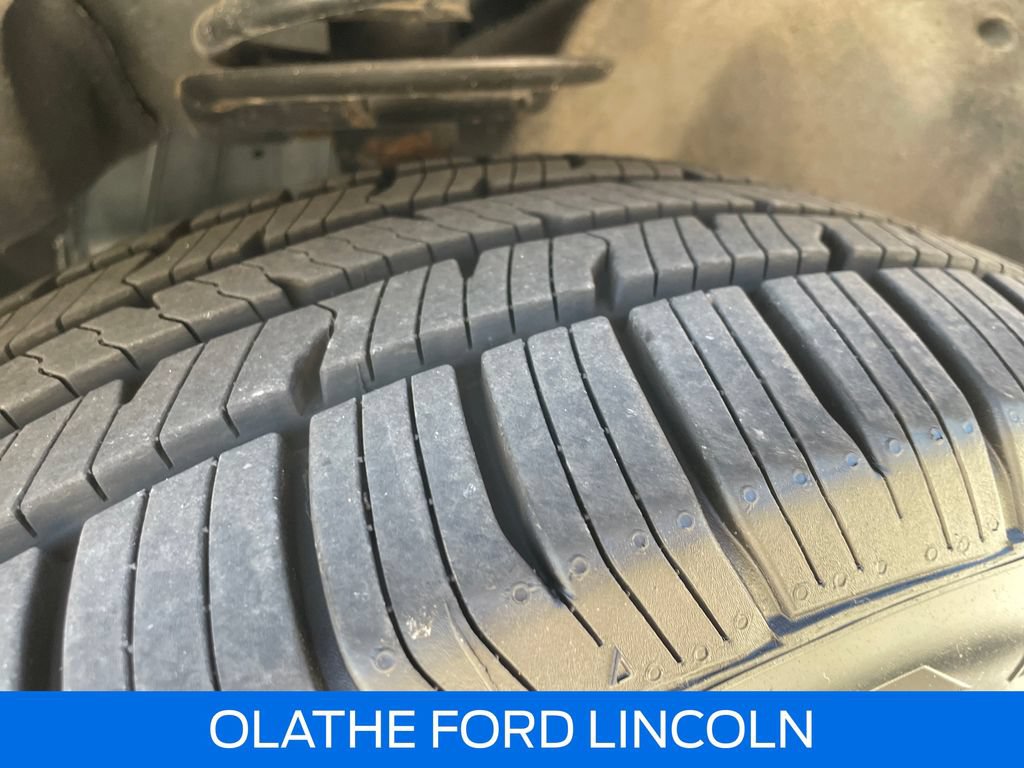 Certified 2023 Ford Explorer XLT w/ Equipment Group 202A AWD/4WD image 29