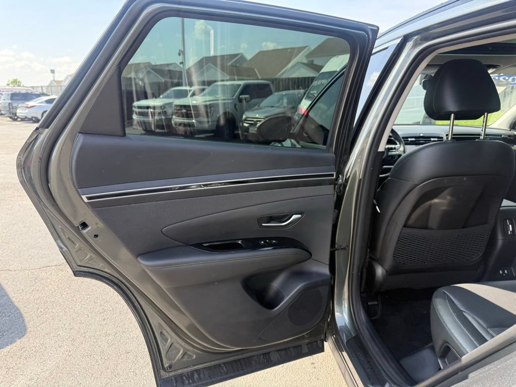 Used 2022 Hyundai Tucson Limited AWD/4WD image 34