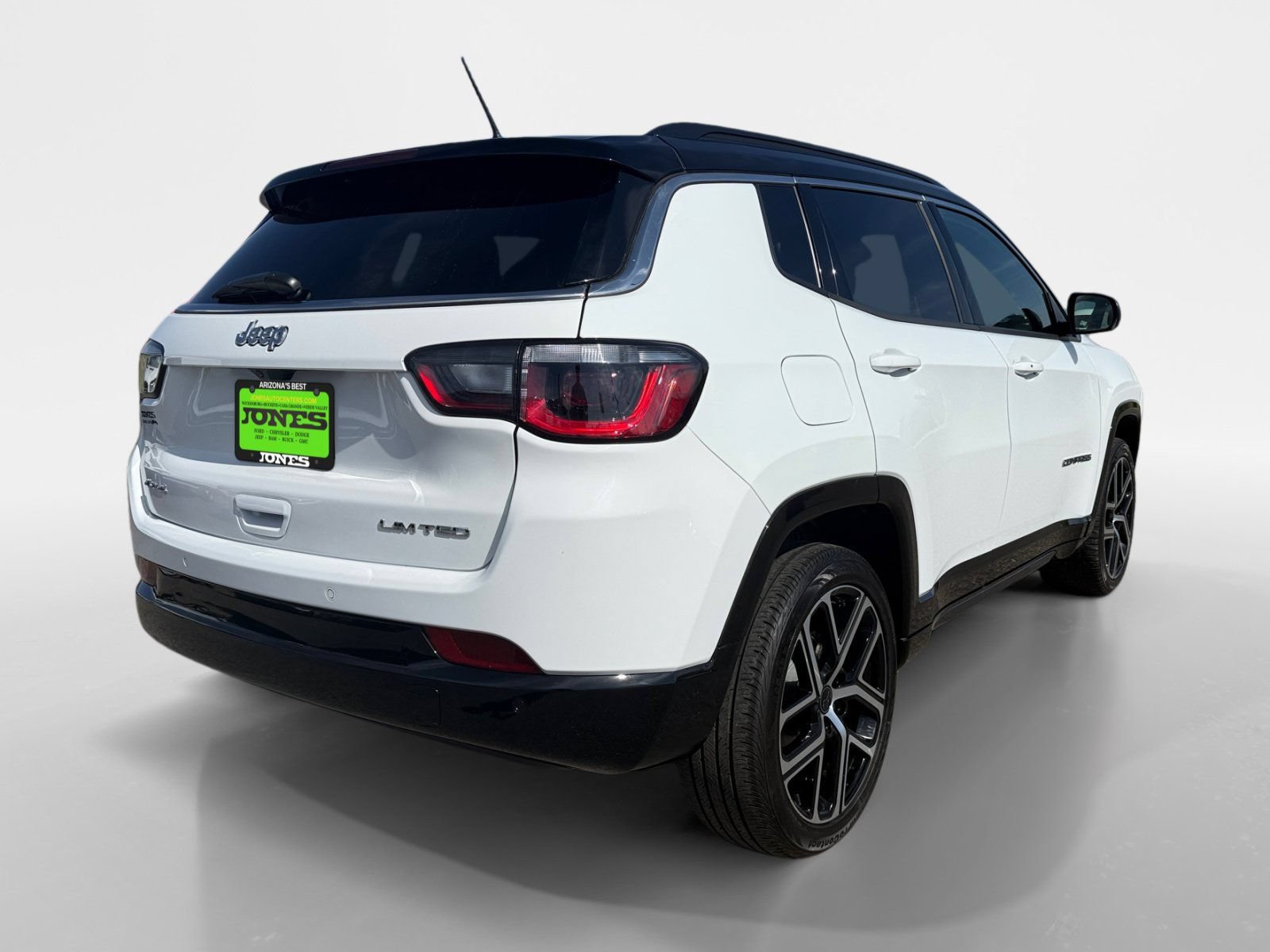 Used 2025 Jeep Compass Limited w/ Elite Group AWD/4WD image 7