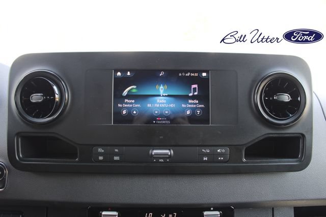Used 2024 Mercedes-Benz Sprinter 4500 image 14