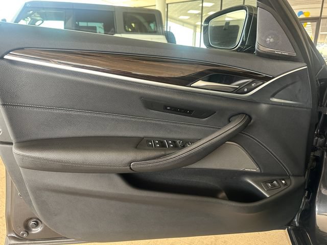 Used 2023 BMW 530e xDrive w/ Premium Package AWD/4WD image 22
