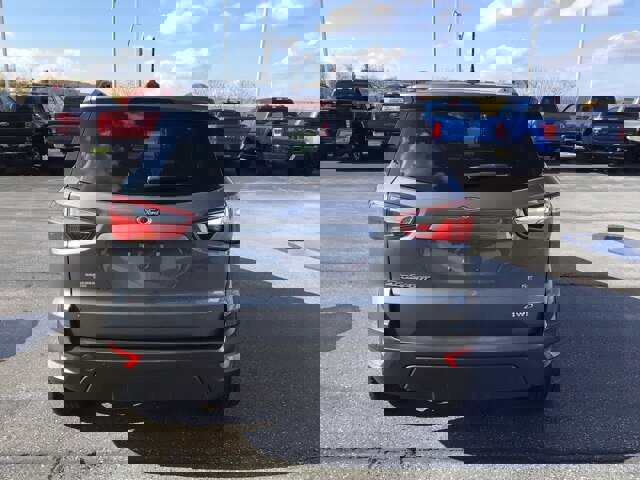 Certified 2022 Ford EcoSport SE w/ SE Appearance Package image 4