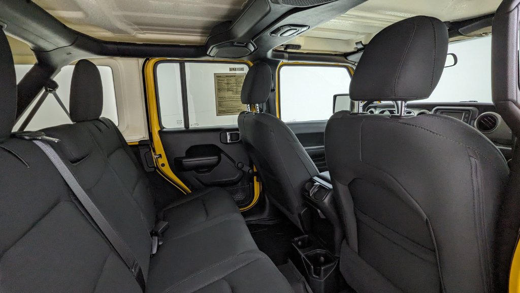 Used 2021 Jeep Wrangler Unlimited Sport AWD/4WD image 30