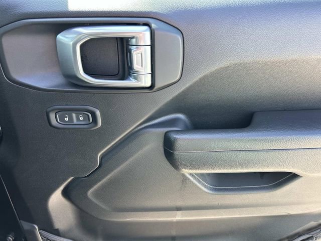 Used 2023 Jeep Gladiator Sport image 26