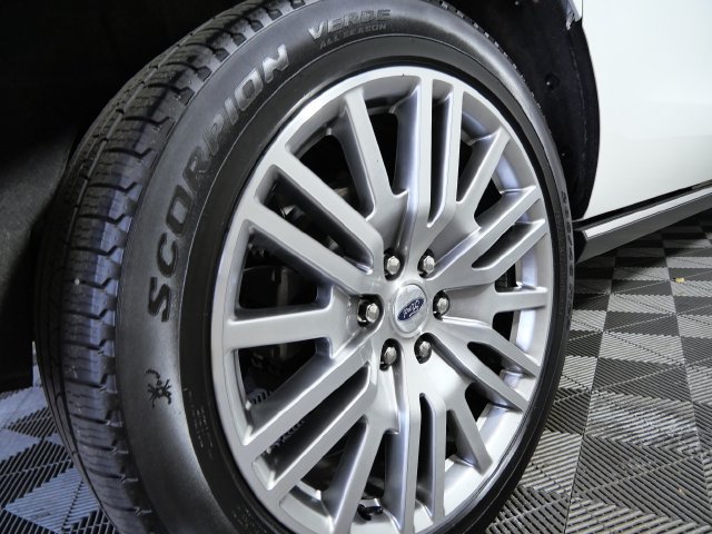 Certified 2024 Ford Expedition Max Limited AWD/4WD image 9
