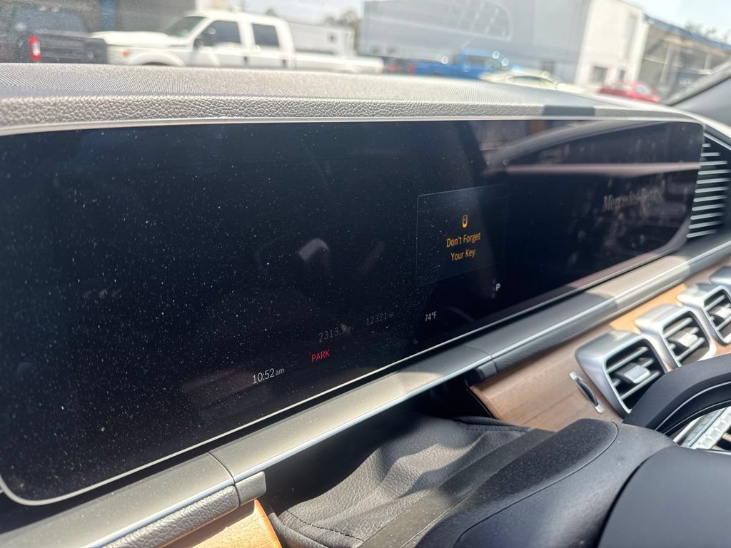 Used 2025 Mercedes-Benz GLE 350 4MATIC image 9