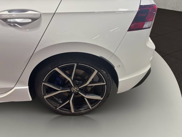 Used 2022 Volkswagen Golf R AWD/4WD image 34