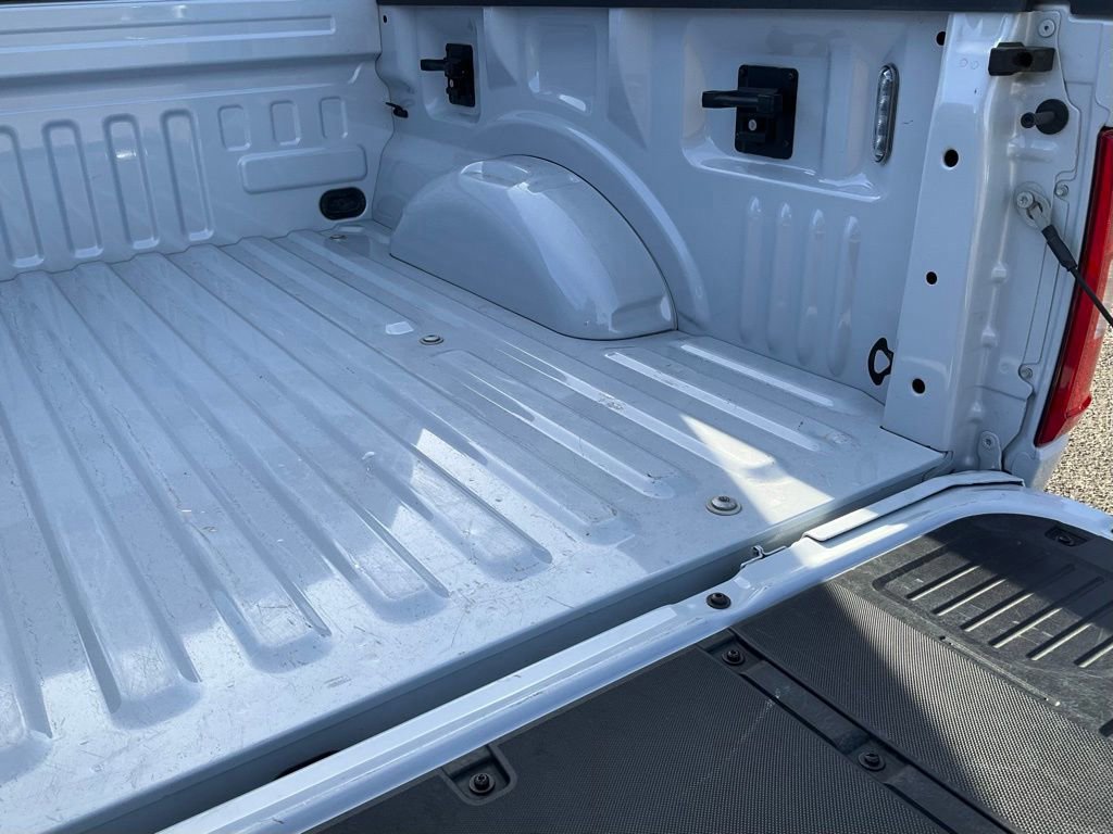 Certified 2022 Ford F150 XLT w/ Equipment Group 302A High image 32