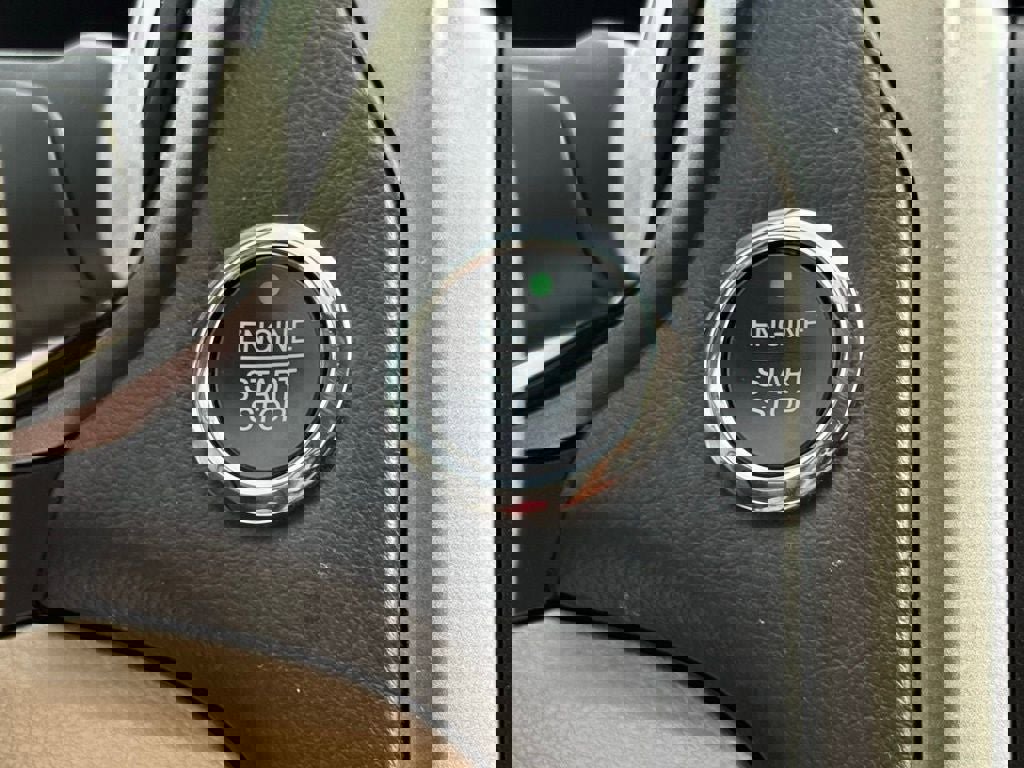 Certified 2020 Ford Fusion SE image 34