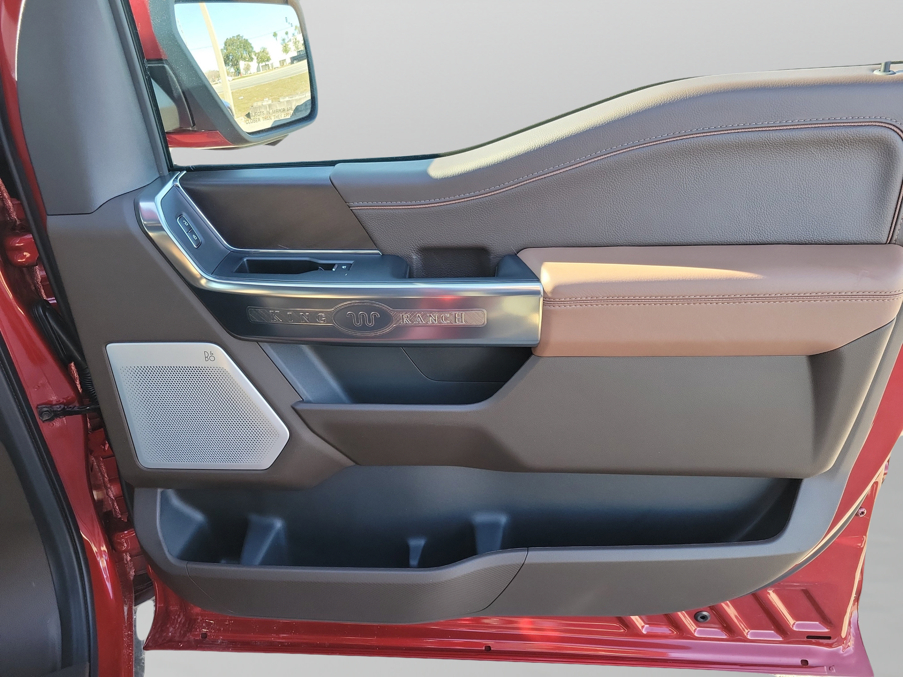 Certified 2025 Ford F150 King Ranch AWD/4WD image 27