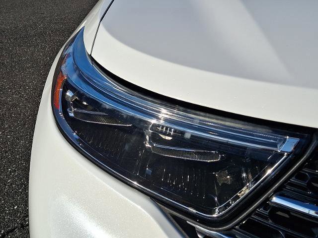 Certified 2020 Ford Explorer XLT w/ Equipment Group 202A image 9