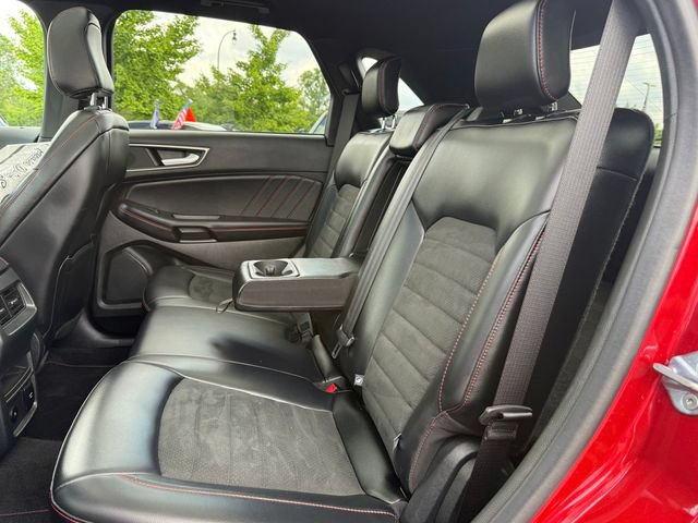 Certified 2024 Ford Edge ST-Line AWD/4WD image 9