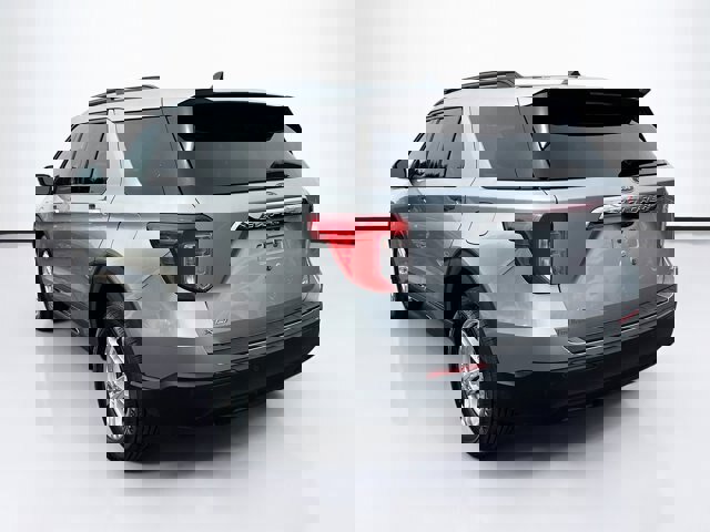 Certified 2022 Ford Explorer XLT image 4