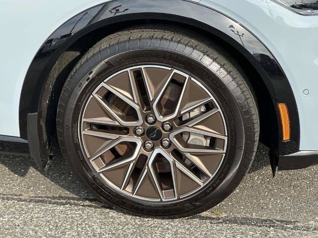 Certified 2024 Ford Mustang Mach-E Premium AWD/4WD image 9
