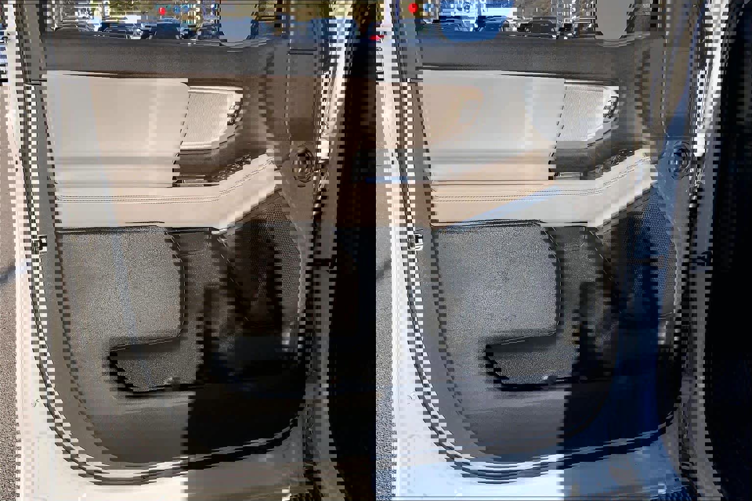 Certified 2025 Ford Expedition Active image 22