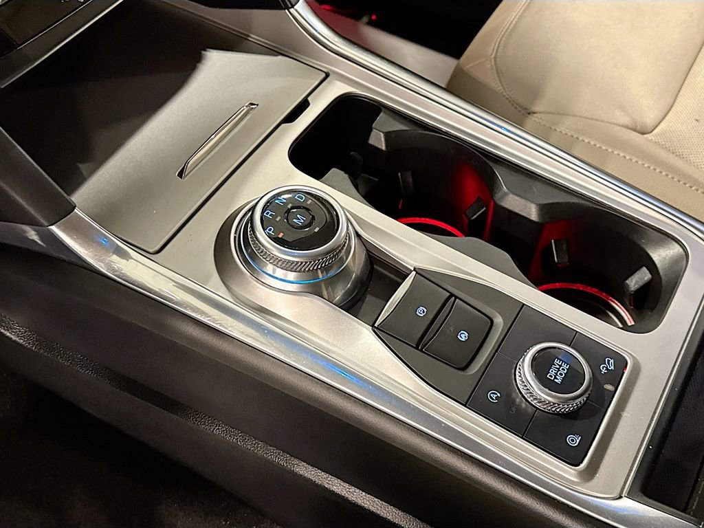 Certified 2020 Ford Explorer Limited AWD/4WD image 15